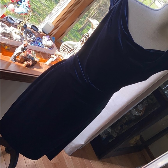 Vince Camuto beautiful dress🔥🔥💯 - Picture 3 of 5